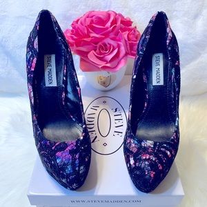 Steve Madden Jezebel Black Multi Lace Pump